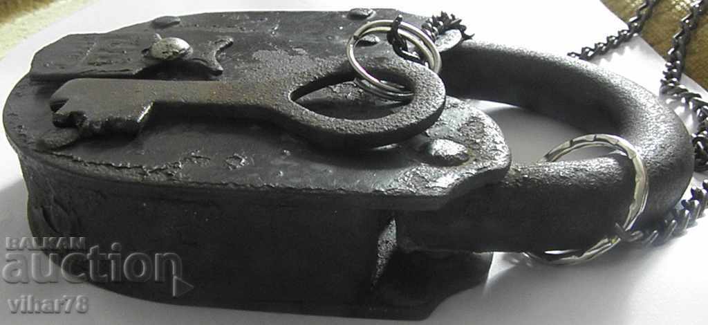 Old big padlock with price 249.99 BGN | € 127.82 Old big padlock with price 249.99 BGN | € 127.82