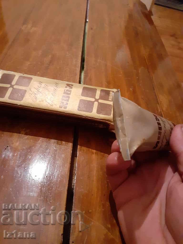 Hobby's old shaving cream - 6 Hobby's old shaving cream - 6