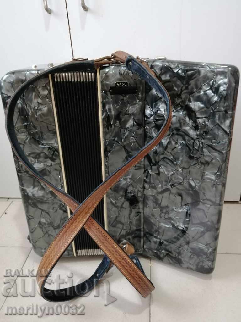 Old German accordion "CORONA" 80 bass musical instrument - 6 Old German accordion "CORONA" 80 bass musical instrument - 6