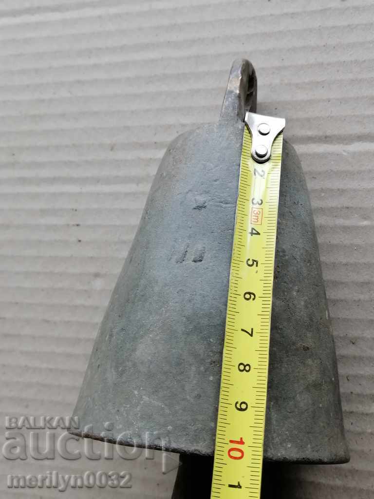 Παράδοση Παλιό οθωμανικό τσαν, παλαμάκια, καμπάνα, καμπάνα Παράδοση Παλιό οθωμανικό τσαν, παλαμάκια, καμπάνα, καμπάνα