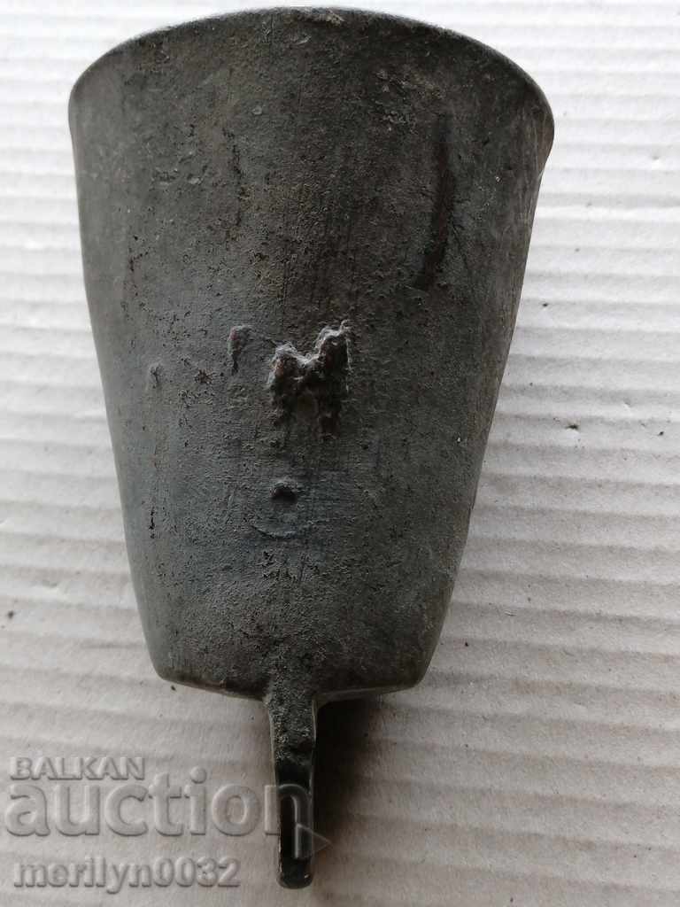 Παλιό οθωμανικό τσαν, παλαμάκια, καμπάνα, καμπάνα Παλιό οθωμανικό τσαν, παλαμάκια, καμπάνα, καμπάνα