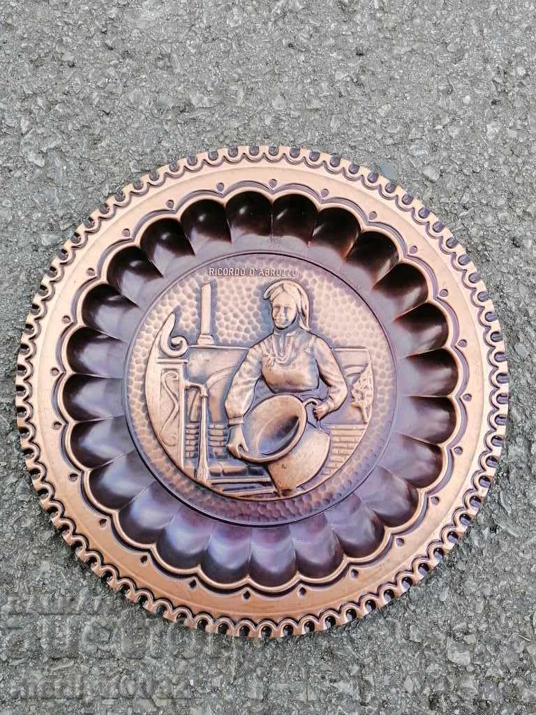 Delivery of Antique Copper Hammered Wall Plaque 24cm Delivery of Antique Copper Hammered Wall Plaque 24cm