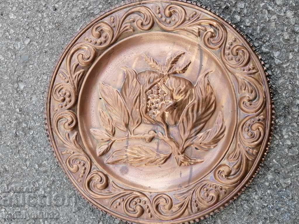 Un panou de perete de cupru antic - 6