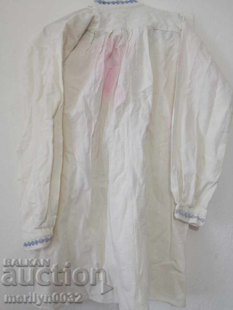 Auction  Men's costume shirt, cheise, kenar