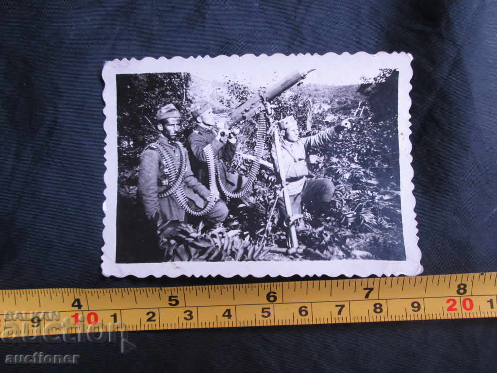 СТАРА СНИМКА НА ВОЙНИЦИ С КАРТЕЧНИЦА с цена 20.00 лв. | € 10.23 СТАРА СНИМКА НА ВОЙНИЦИ С КАРТЕЧНИЦА с цена 20.00 лв. | € 10.23