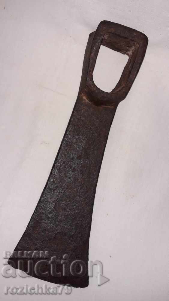 Παλαιό εργαλείο Heavy Hoe Chapa με τιμή 25.00 BGN | € 12.78 Παλαιό εργαλείο Heavy Hoe Chapa με τιμή 25.00 BGN | € 12.78