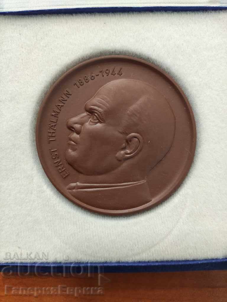 Ernst Thelman's Meissen plaque with price 49.00 BGN | € 25.05 Ernst Thelman's Meissen plaque with price 49.00 BGN | € 25.05
