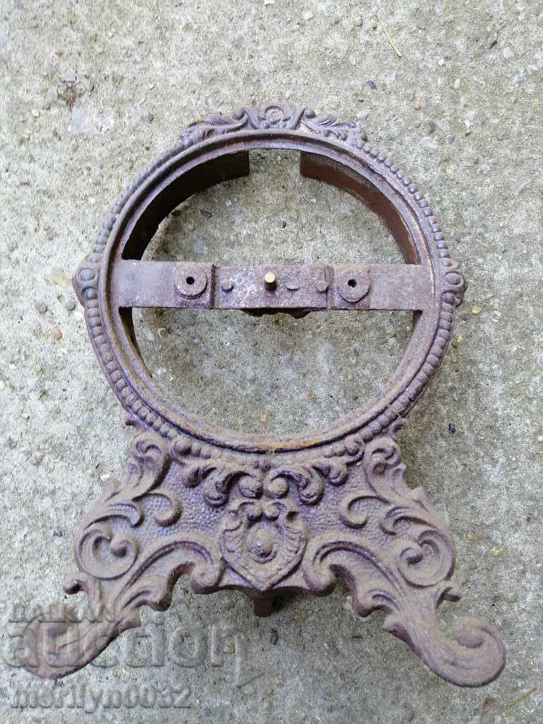 Figural cast iron stand clock stand scale emblem - 7 Figural cast iron stand clock stand scale emblem - 7