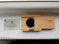 Дървена кутия от юбилейна монета и сертификат