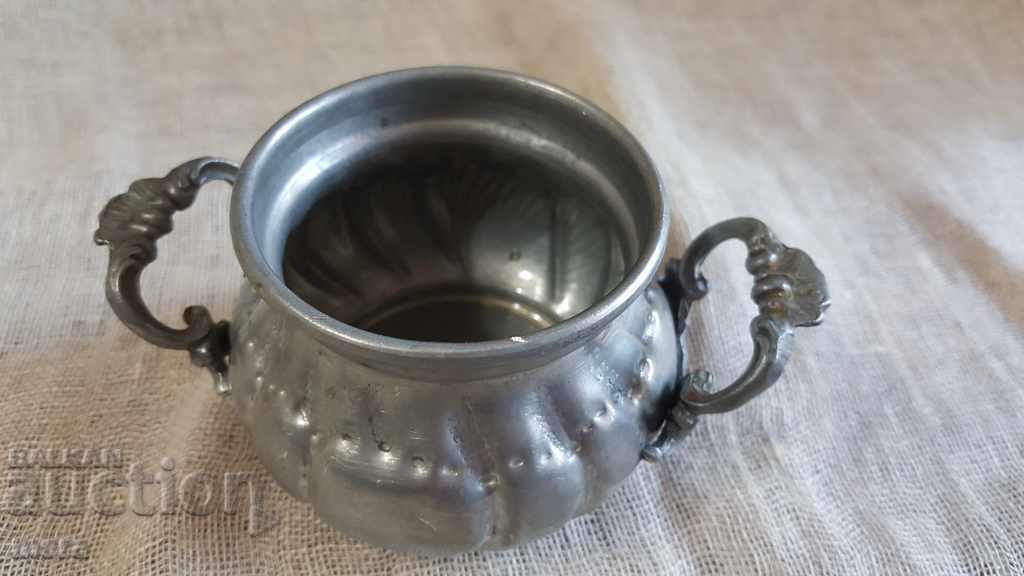 Metal container with price 11.00 BGN | € 5.62 Metal container with price 11.00 BGN | € 5.62