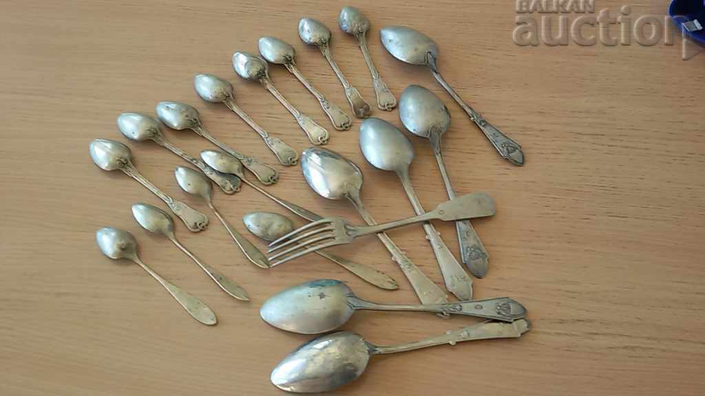 πολλά vintage κουτάλια που με τιμή 41.00 BGN | € 20.96 πολλά vintage κουτάλια που με τιμή 41.00 BGN | € 20.96