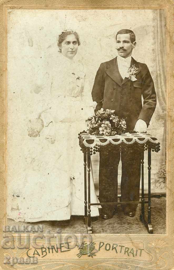СТАРА ФОТОГРАФИЯ - КАРТОН - 1372