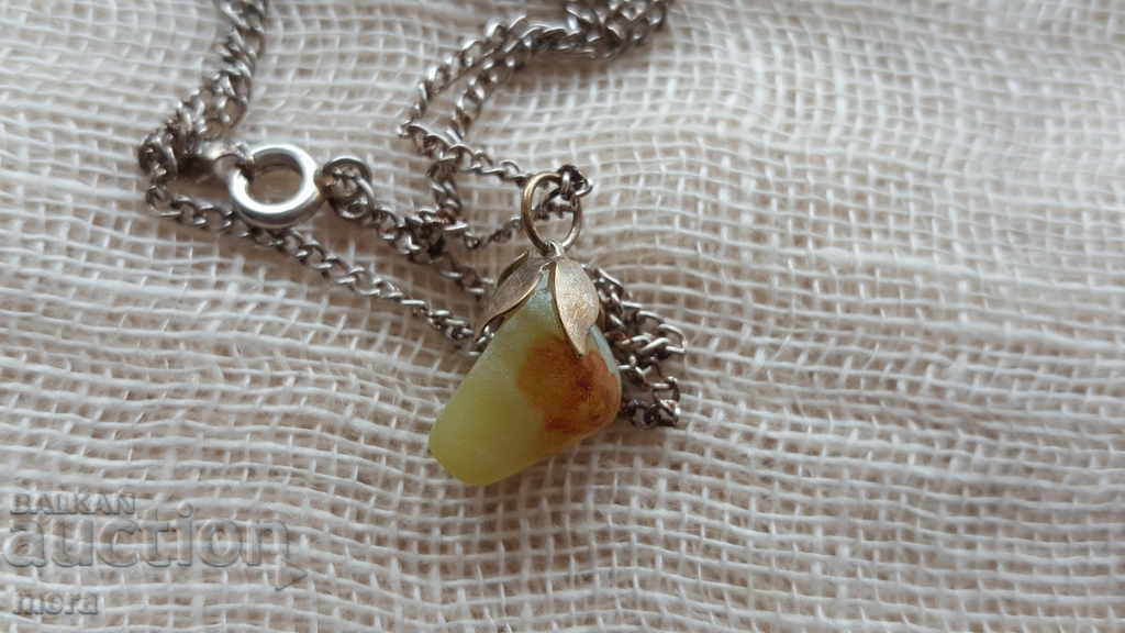 Delivery of Semi-precious stone shingle Delivery of Semi-precious stone shingle