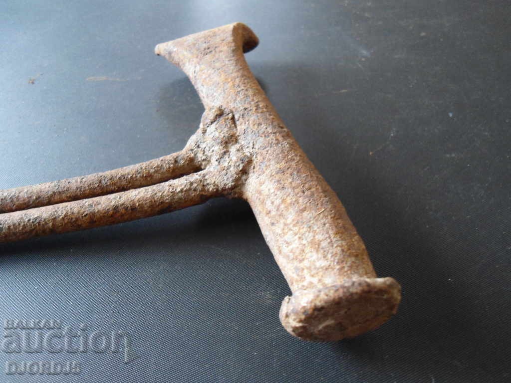 Delivery of Old specialized hammer Delivery of Old specialized hammer