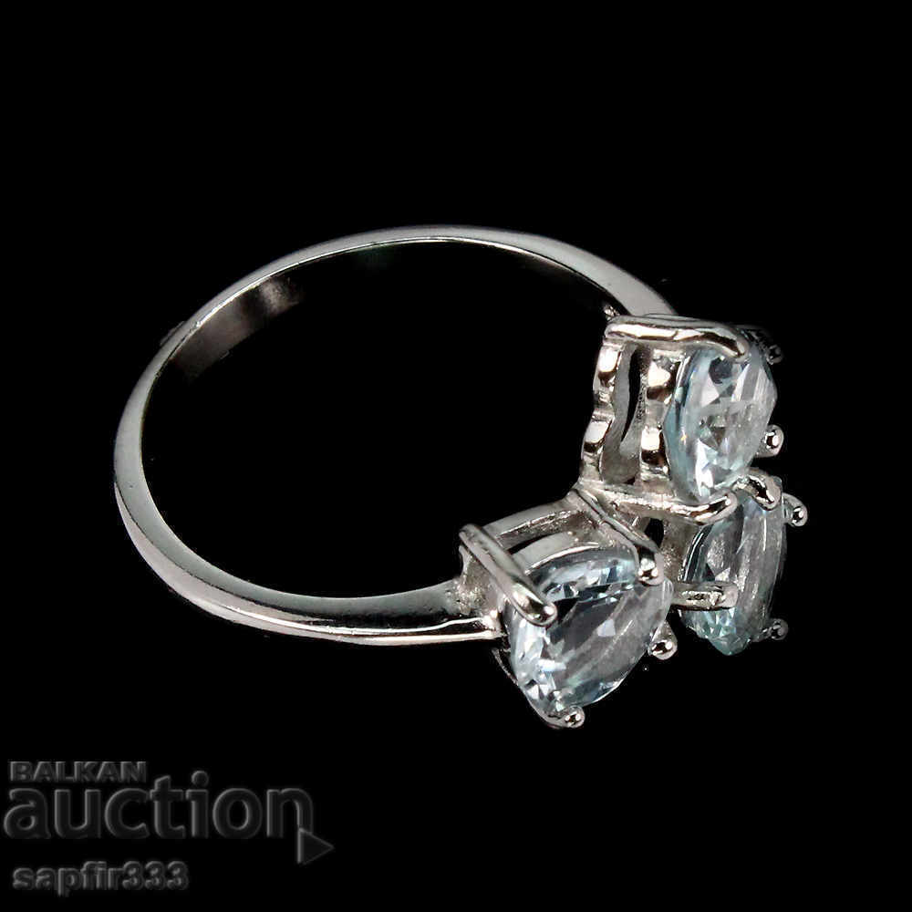 Auction HEADS OF A UNIQUE DESIGNER RING WITH AQUAMARINS Auction HEADS OF A UNIQUE DESIGNER RING WITH AQUAMARINS