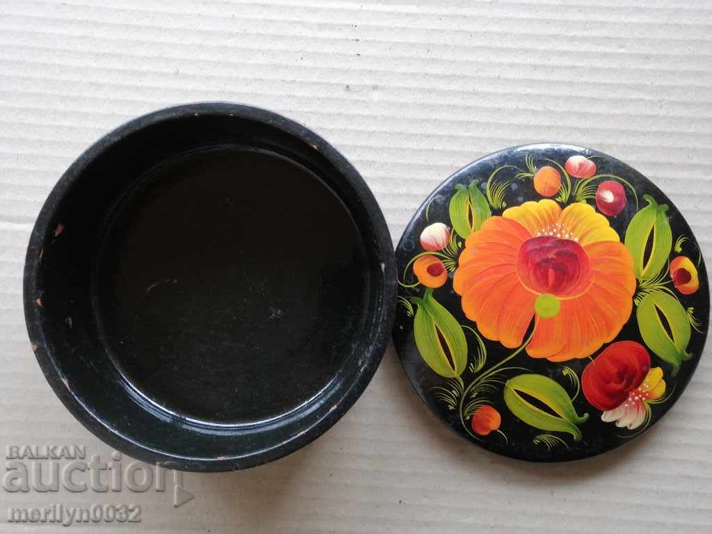 Аукцион Дървена ръчно рисувана кутия за бижута лакова миниатюра Аукцион Дървена ръчно рисувана кутия за бижута лакова миниатюра