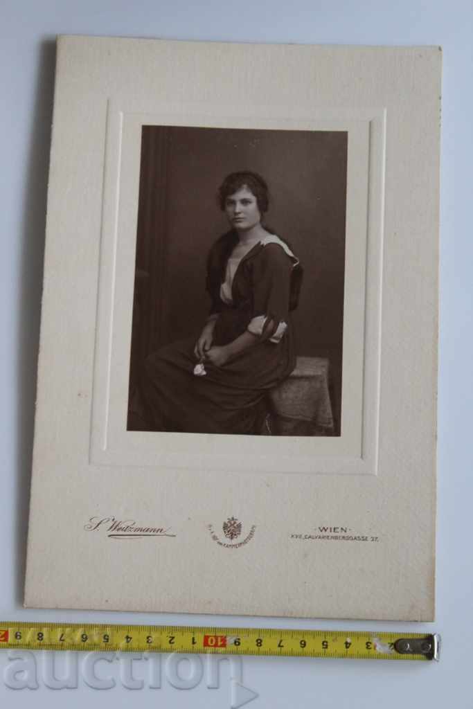 Auction VIENNA OLD PHOTOGRAPHY PAPER Auction VIENNA OLD PHOTOGRAPHY PAPER