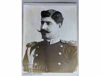 Poza cu fotografie din carton portretul generalului Burney