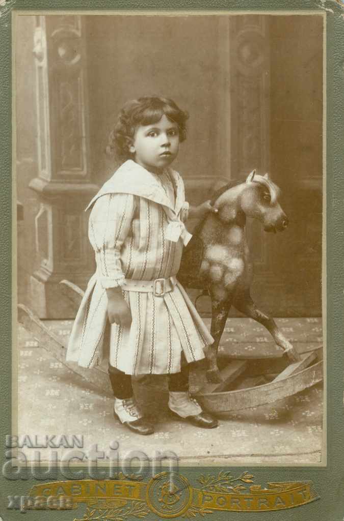 СТАРА ФОТОГРАФИЯ - КАРТОН - 2036