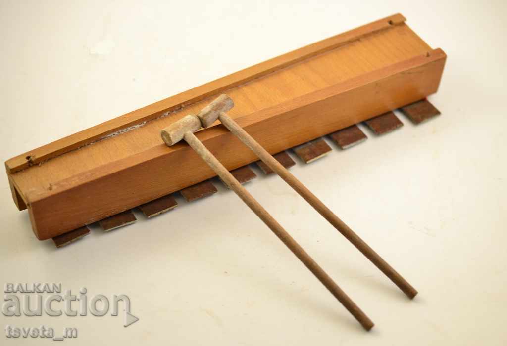 Auction Antique wooden xylophone - working tool Auction Antique wooden xylophone - working tool