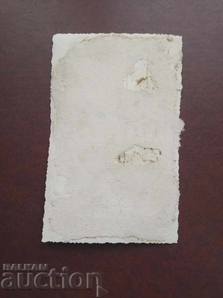 стара цветна снимка - жена с цена 5.00 лв. | € 2.56