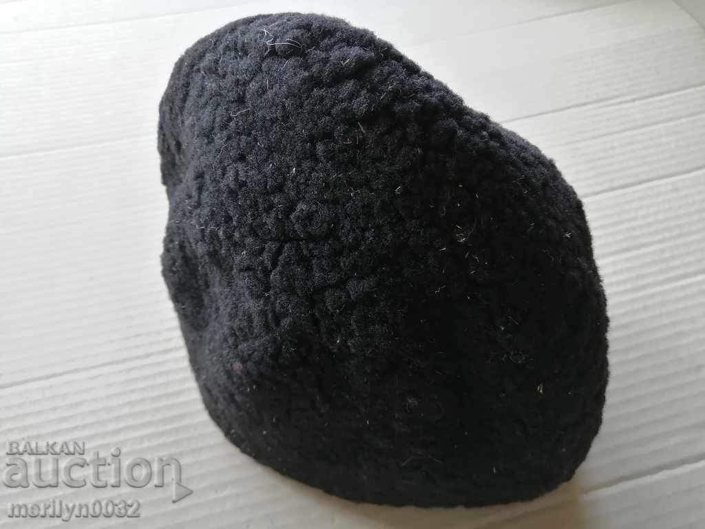 Șapca veche de haidushka nr. 54, căpățână, șapcă care poartă centura de forțe cu preț 55.00 BGN | € 28.12 Șapca veche de haidushka nr. 54, căpățână, șapcă care poartă centura de forțe cu preț 55.00 BGN | € 28.12