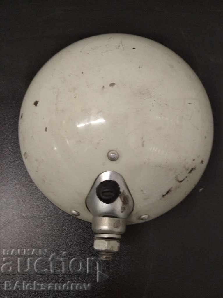 Licitație far retro