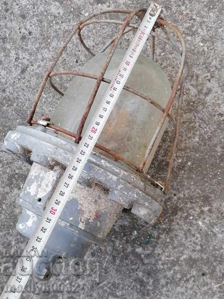 Παλιά εκρηκτική λάμπα από υπόγειο ορυχείο - 5 Παλιά εκρηκτική λάμπα από υπόγειο ορυχείο - 5