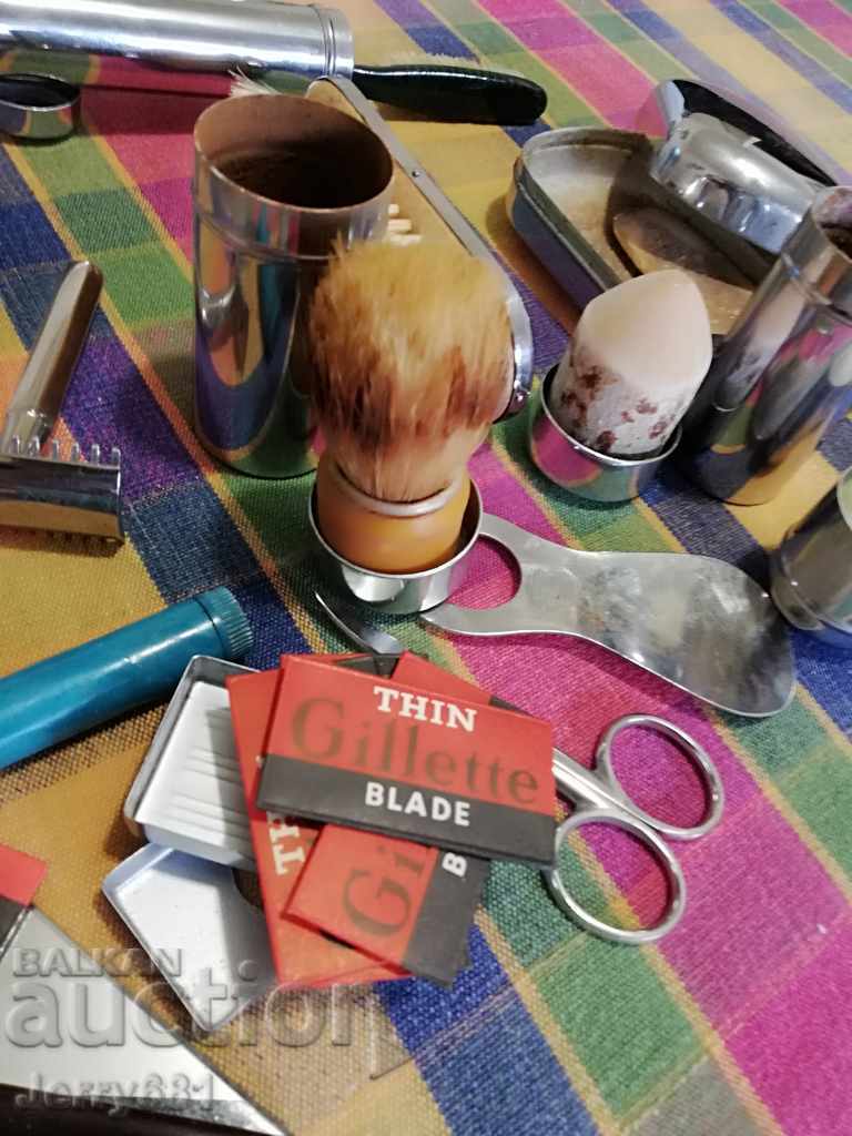 Delivery of Toiletry bag Delivery of Toiletry bag