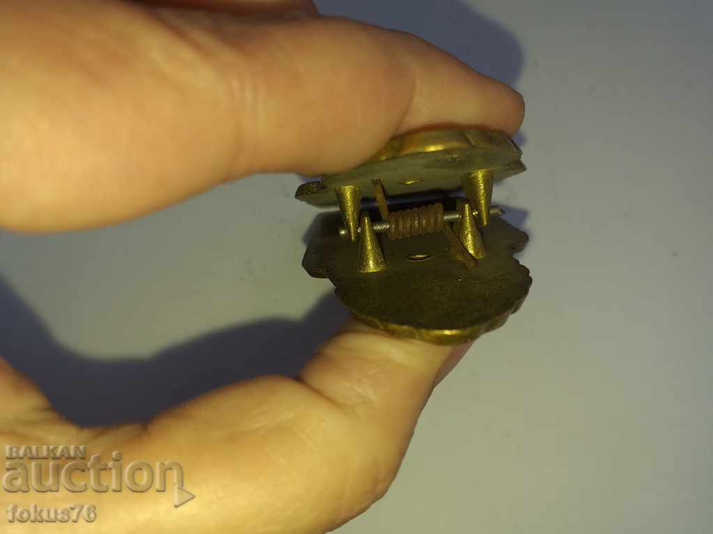 Delivery of BRONZE ENAMEL MONEY CLIP Delivery of BRONZE ENAMEL MONEY CLIP