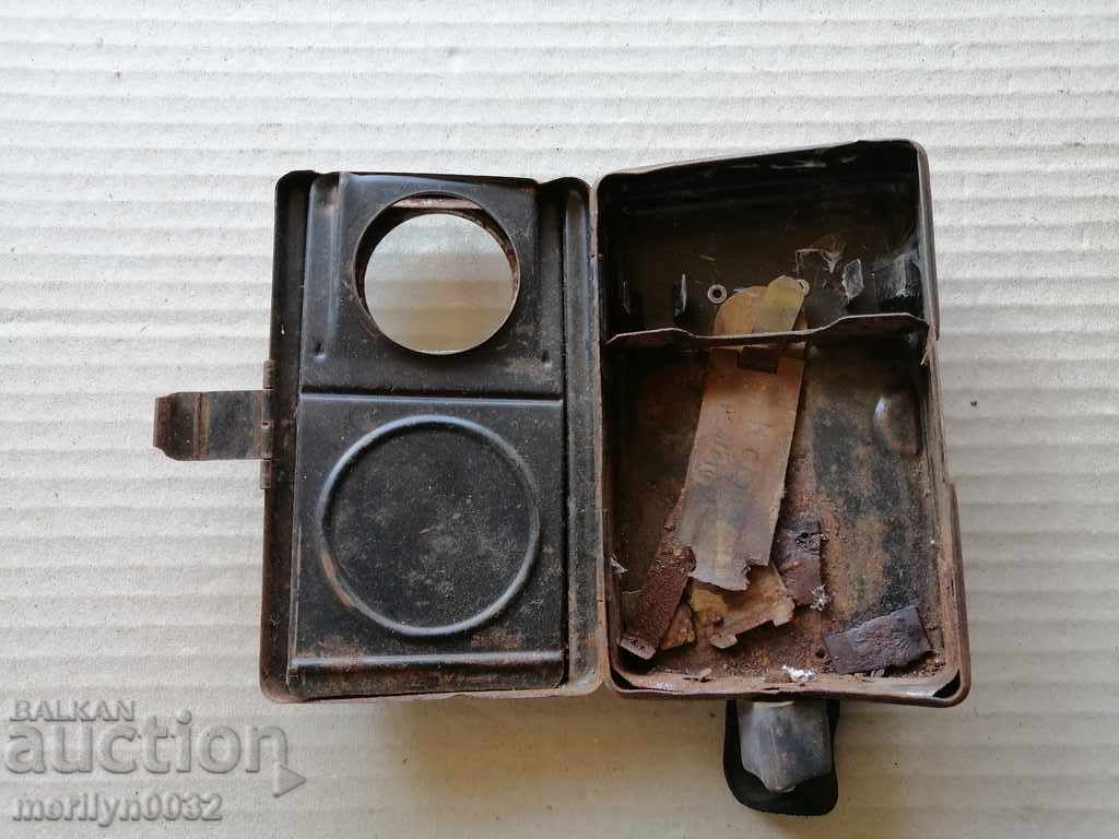 Old flashlight DAIMON lamp spotlight Vermakht WW2 with price 51.00 BGN | € 26.08 Old flashlight DAIMON lamp spotlight Vermakht WW2 with price 51.00 BGN | € 26.08