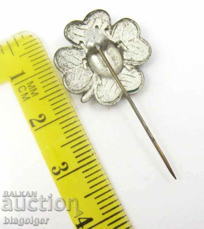 Auction  OLD BADGE-FOUR-LEAF CLOVER-LADYBURG
