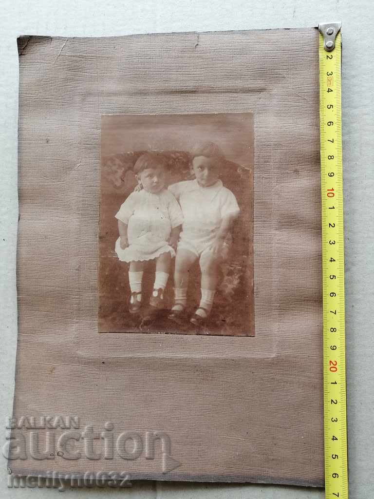 Δημοπρασία Παλιό φωτογραφικό πορτρέτο φωτογραφίας με χαρτόνι Δημοπρασία Παλιό φωτογραφικό πορτρέτο φωτογραφίας με χαρτόνι