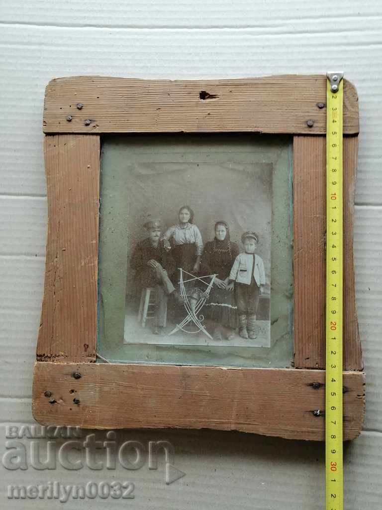 Auction Portrait of grandmother's ceilings picture, picture framed Auction Portrait of grandmother's ceilings picture, picture framed
