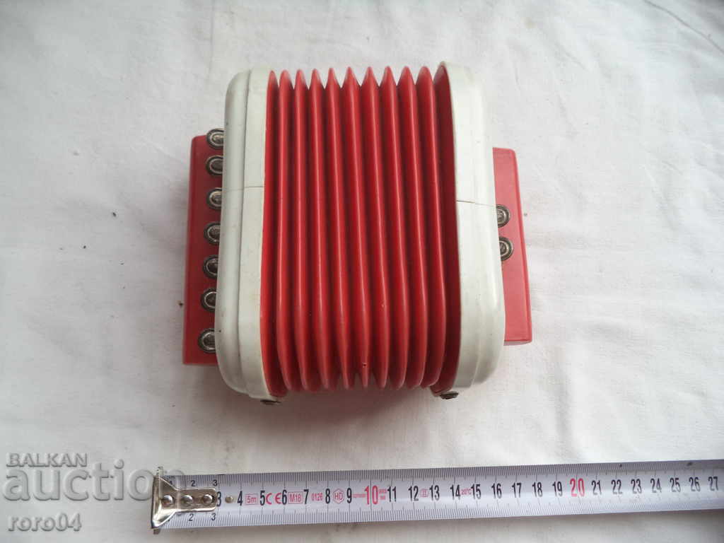 OLD RUSSIAN ACCORDION WIND - ACTING - 6 OLD RUSSIAN ACCORDION WIND - ACTING - 6