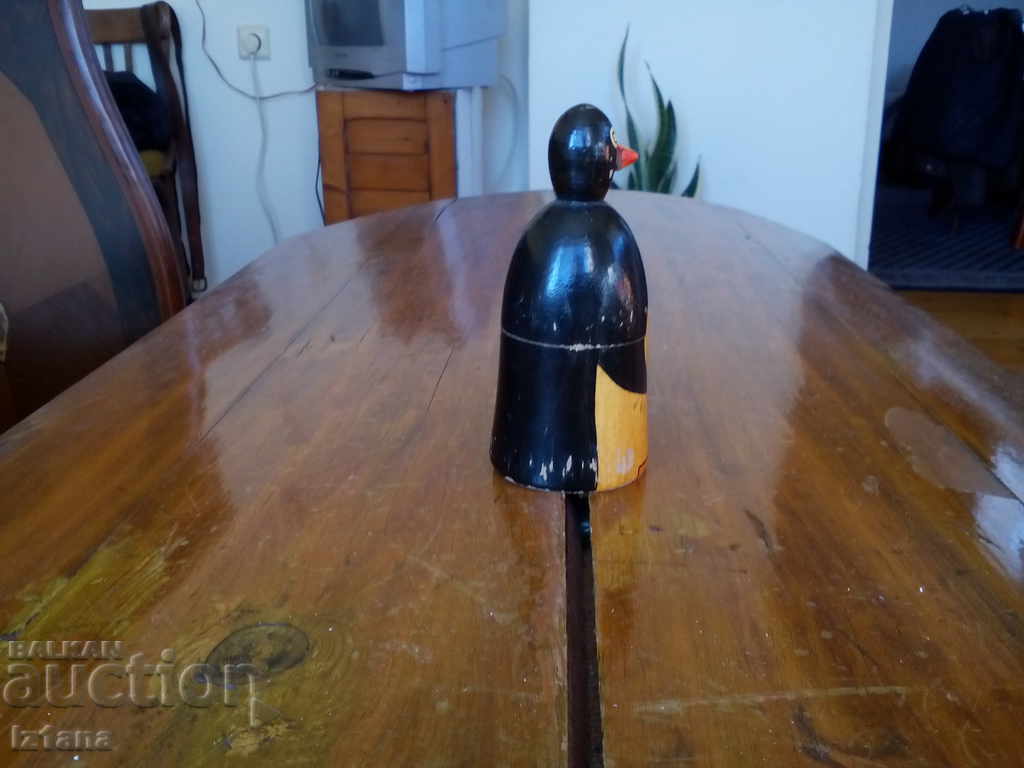 Old Penguin Wooden Souvenir with price 20.00 BGN | € 10.23 Old Penguin Wooden Souvenir with price 20.00 BGN | € 10.23