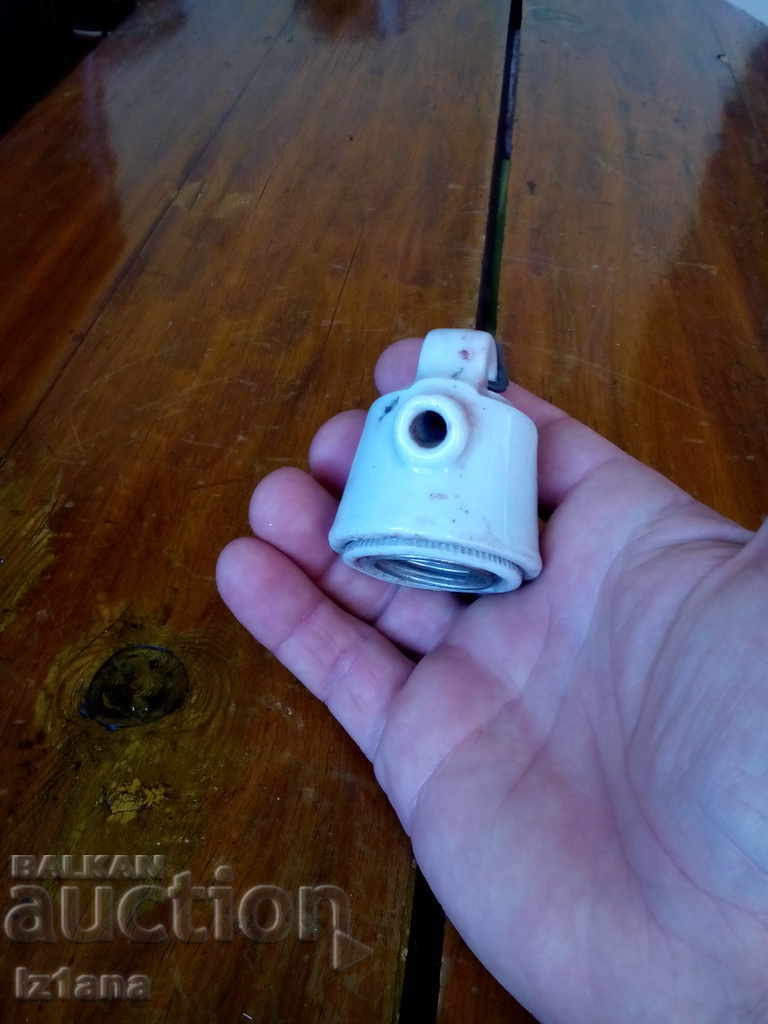 Old porcelain fuselage with price 10.00 BGN | € 5.11 Old porcelain fuselage with price 10.00 BGN | € 5.11