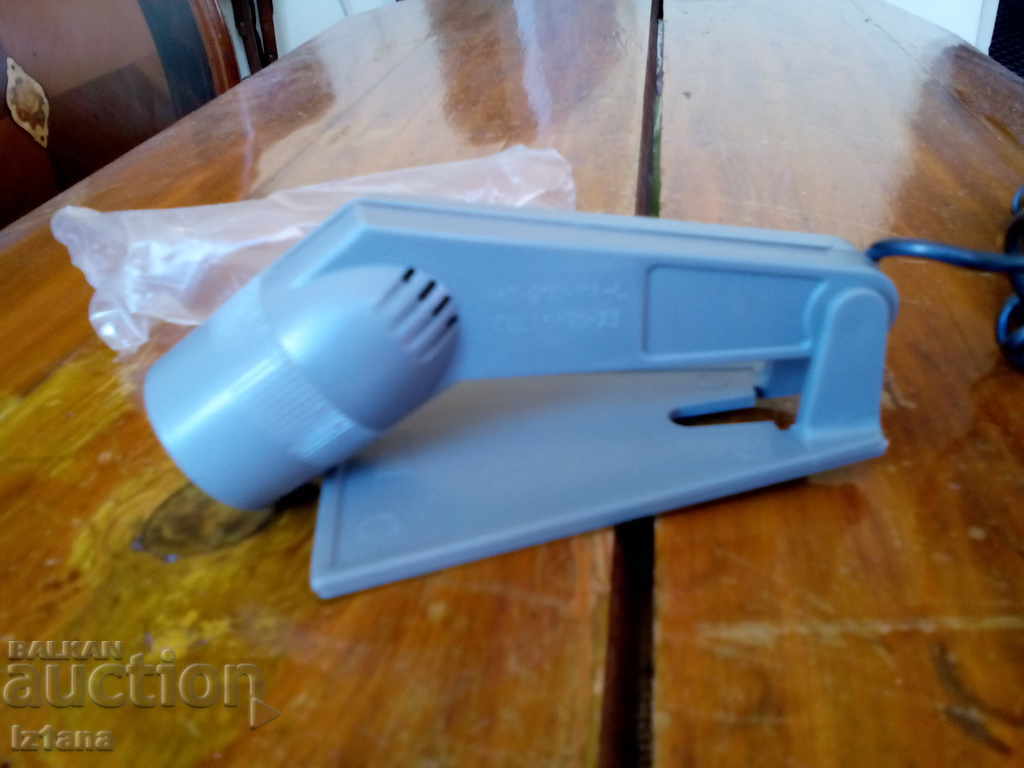 The old MD 200 microphone with price 40.00 BGN | € 20.45 The old MD 200 microphone with price 40.00 BGN | € 20.45