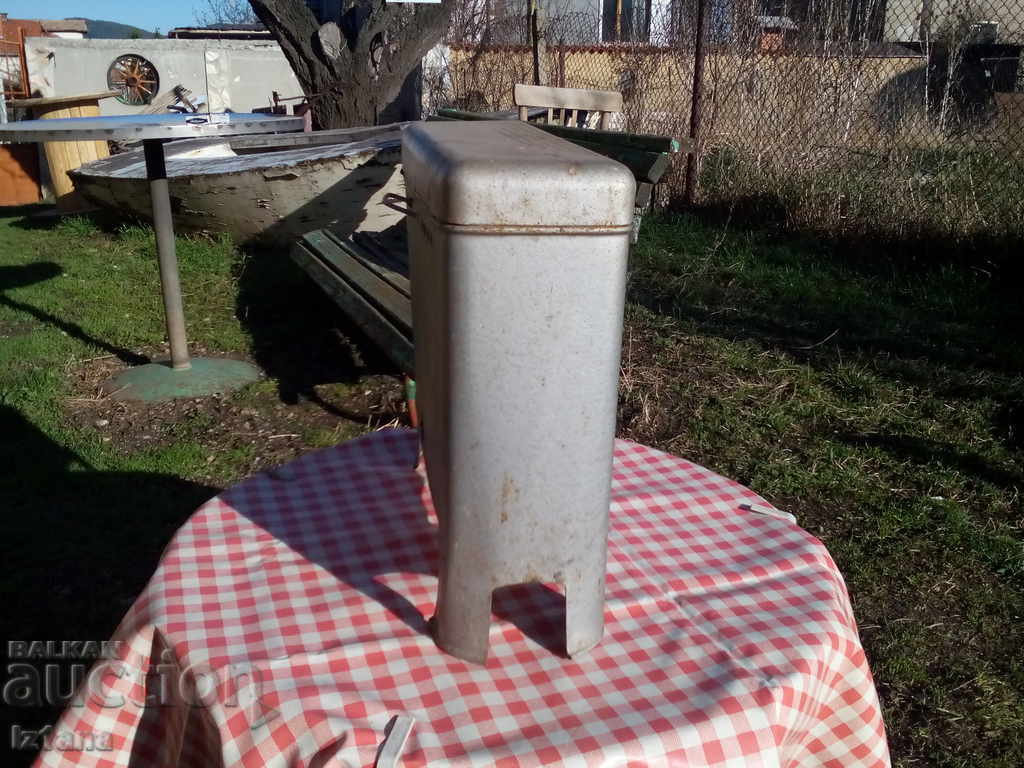 Old Elprom Heating Stove with price 50.00 BGN | € 25.56 Old Elprom Heating Stove with price 50.00 BGN | € 25.56