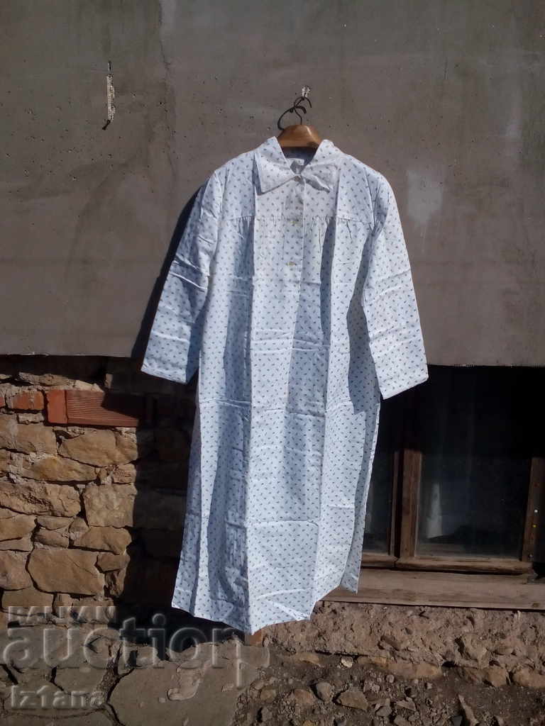 Bătrâna de noapte a doamnei cu preț 20.00 BGN | € 10.23