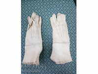 Collectible ladies' royal leather gloves 1920-30