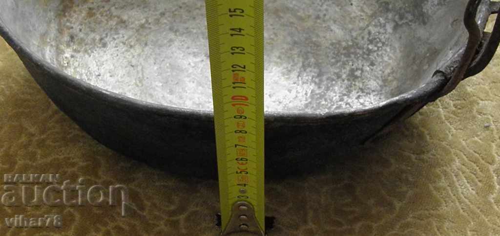 Auction , Copper pan Auction , Copper pan