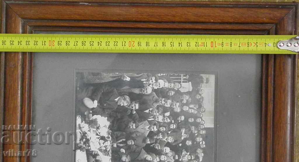 Auction  OLD PICTURE IN FRAMEWORK