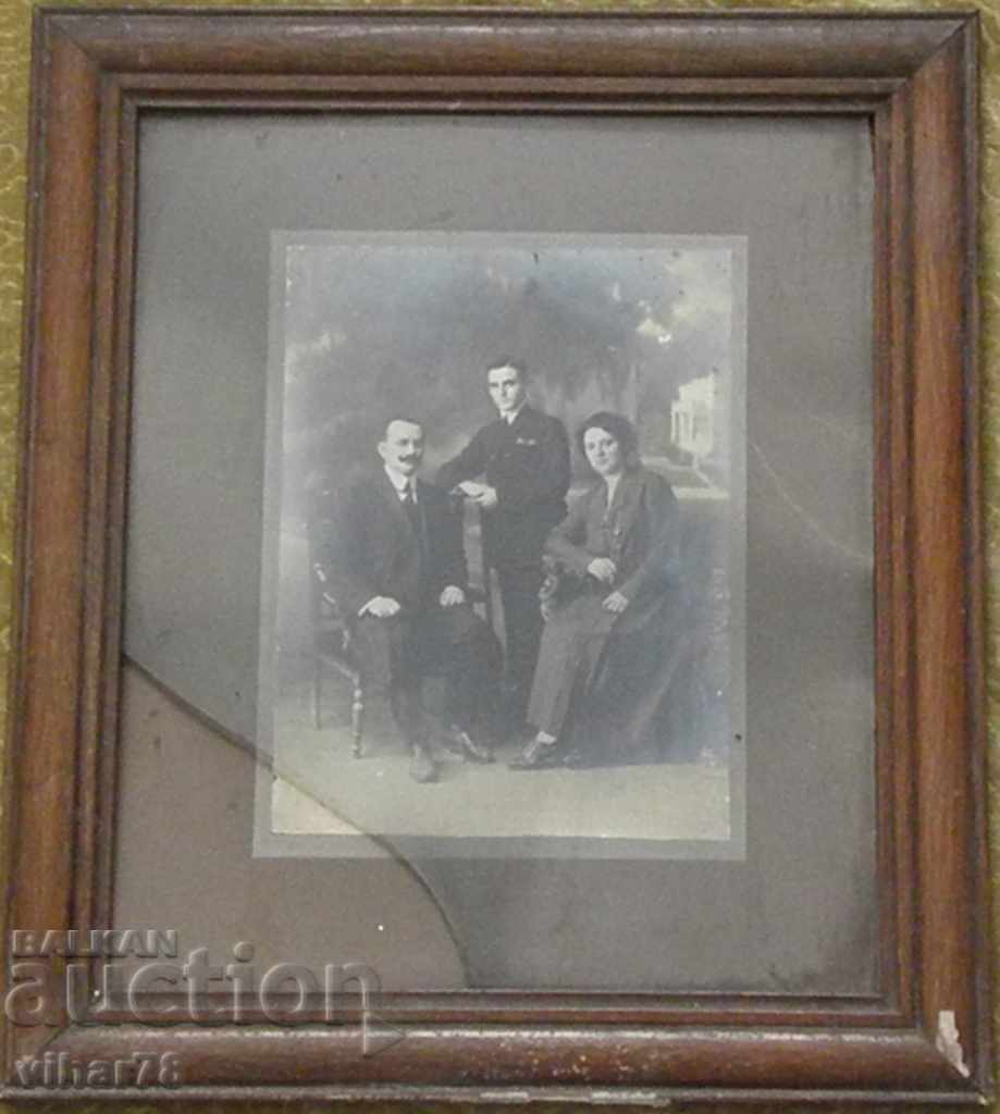 OLD PICTURE IN FRAMEWORK - 5 OLD PICTURE IN FRAMEWORK - 5