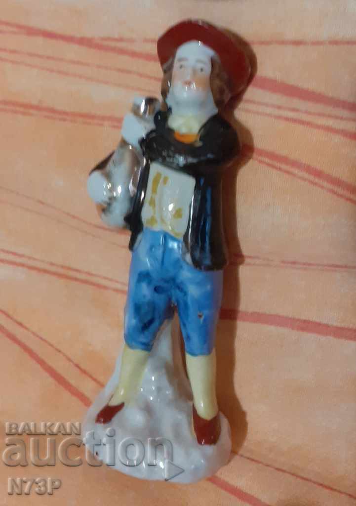 Auction  OLD PORCELAIN FIGURE. MADE IN JAPAN.