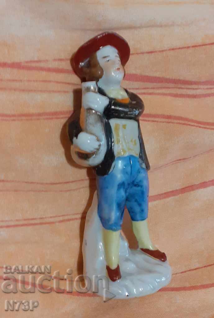 OLD PORCELAIN FIGURE. MADE IN JAPAN. - 5