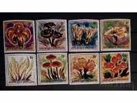 Rwanda 1980 Flora / Ciuperci 25,50 € MNH