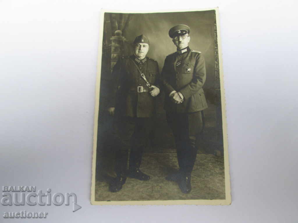 OLD PHOTOGRAPHY MILITARY GENERAL UNIFORM