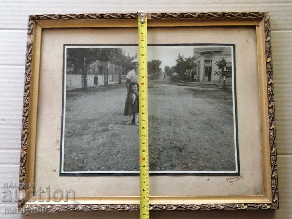 Auction Portrait of grandmother's ceilings picture, picture framed Auction Portrait of grandmother's ceilings picture, picture framed