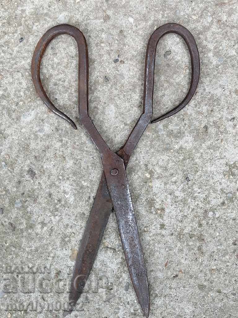 Old hand forged scissors, wrought iron with price 39.00 BGN | € 19.94